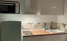 Luxurious Apartment In The Heart Of Athens